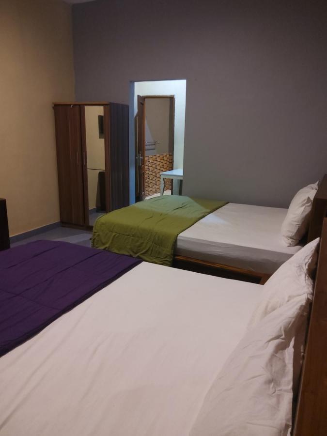 Ketapang Guesthouse Echo Beach Canggu Luaran gambar