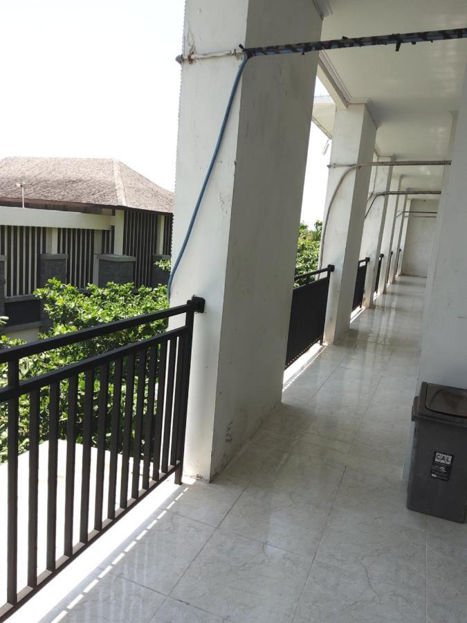 Ketapang Guesthouse Echo Beach Canggu Luaran gambar